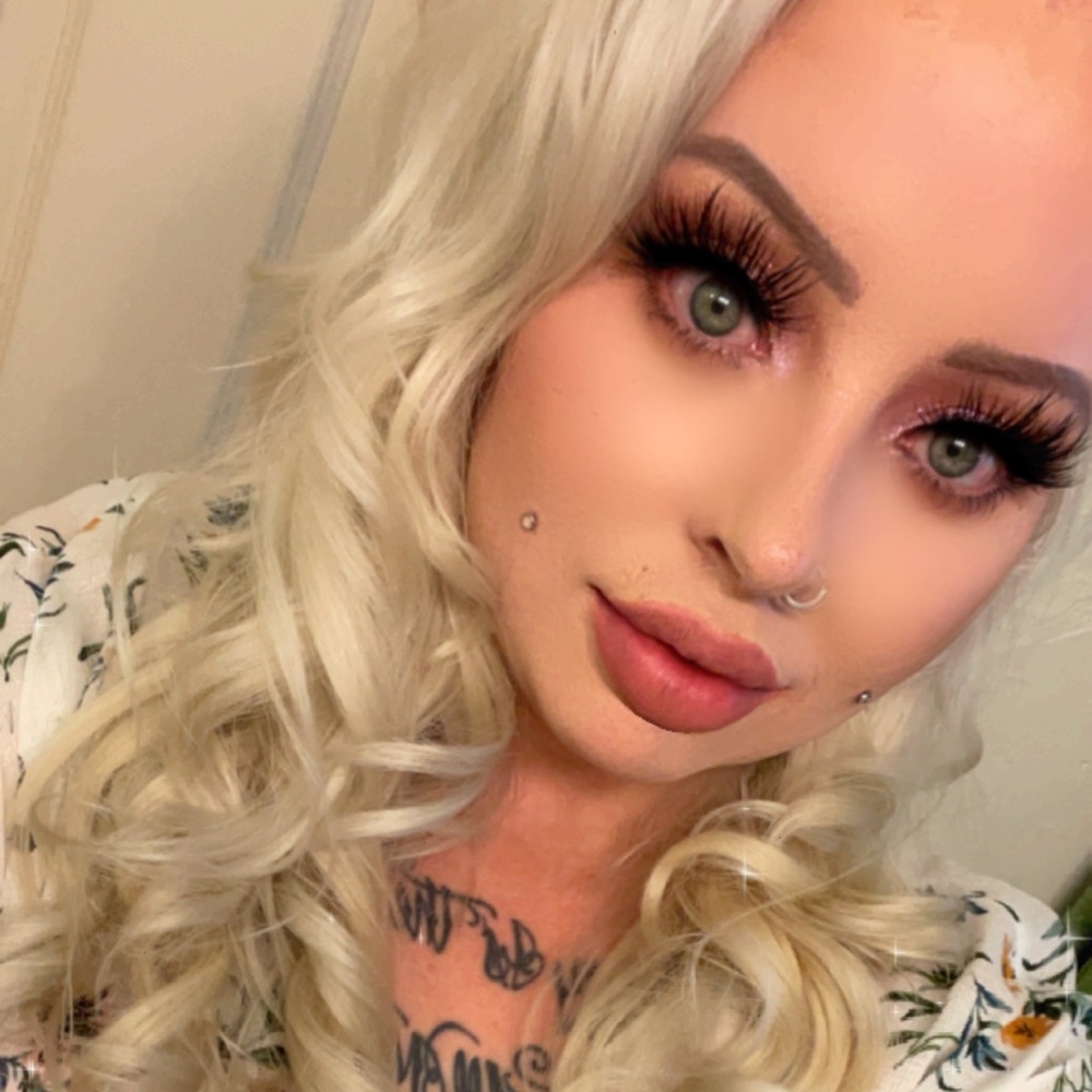 Meet your Posher, Britney